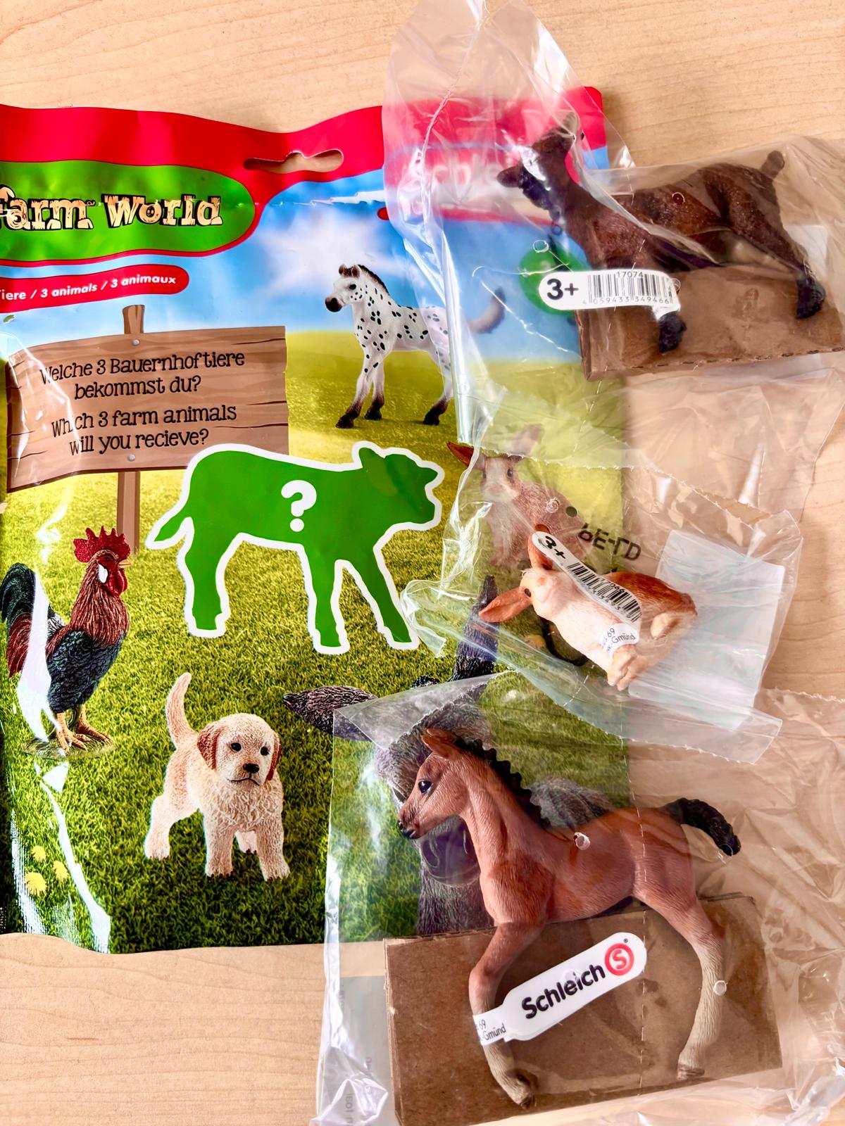 Schleich Überraschungstüte mit 3 Tieren